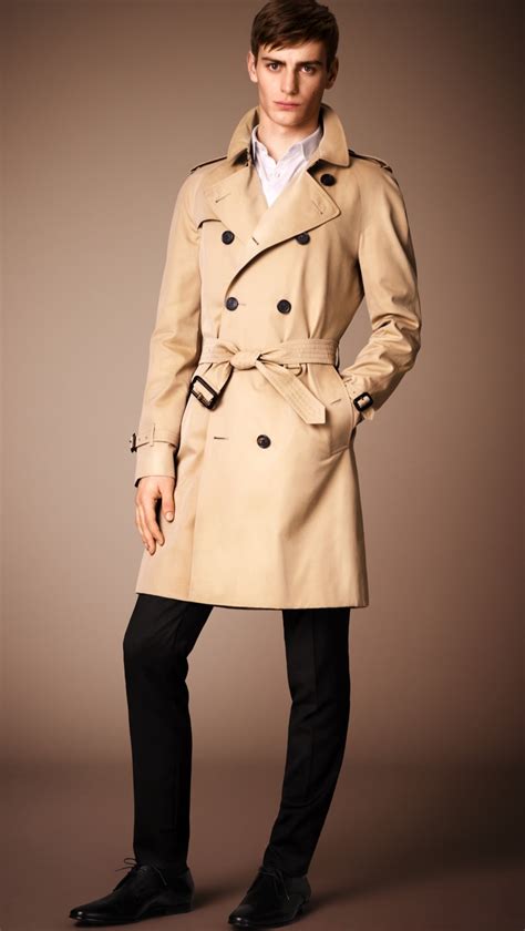 Men's Trenchcoats & Raincoats 